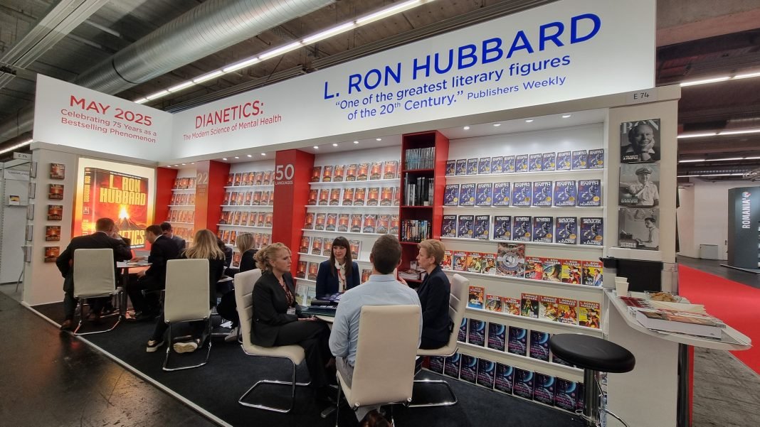 3_Photo of the booth at the Frankfurt bookfair
