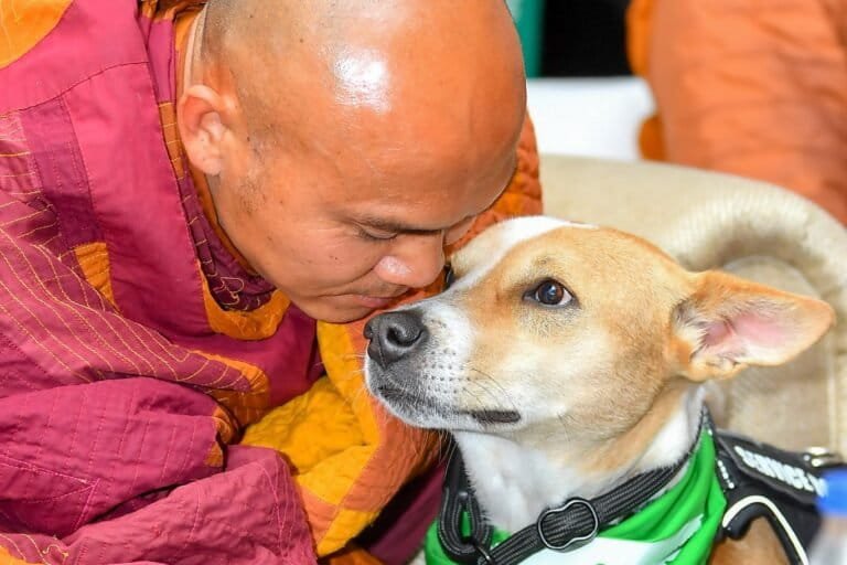 4 Monk with Aloka c Walk for Peace