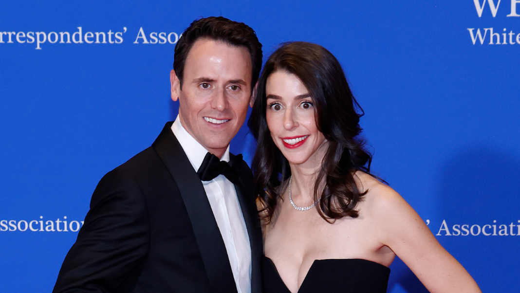 Oz Pearlman and Elisa Rosen attend the 2026 White House Correspondents' Dinner.