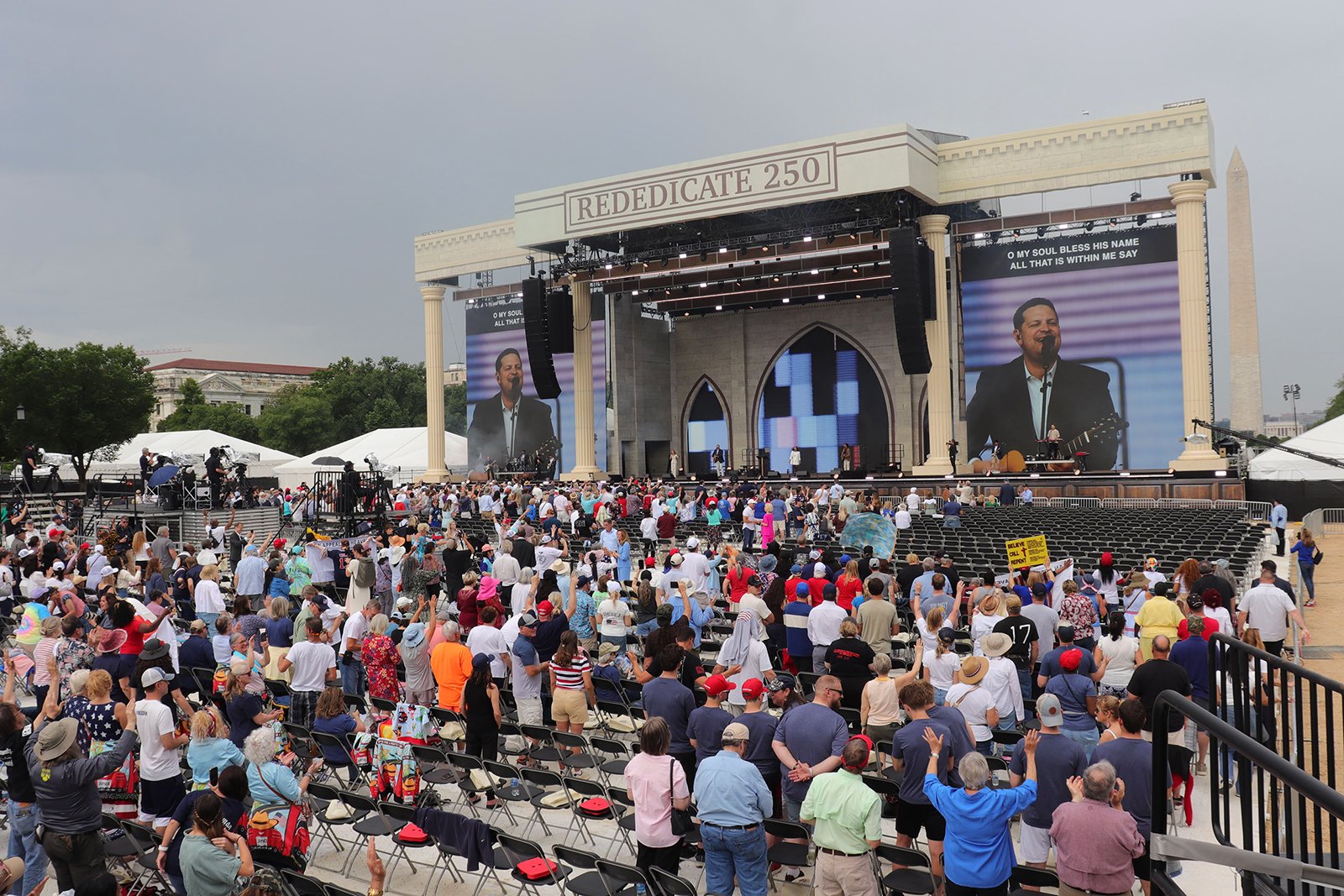 Trump allies lead thousands in prayer to ‘rededicate’ America to God on National Mall 7 webRNS Rededicate Washington07 051726