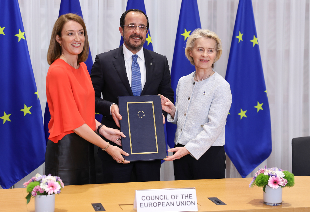 EU signs first-ever declaration on culture