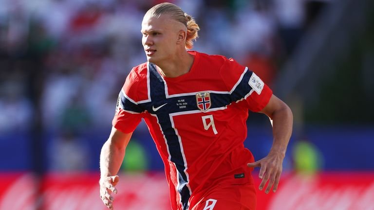 Erling Haaland made his World Cup debut