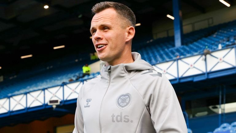 GLASGOW, SCOTLAND - SEPTEMBER 13: Hearts' Lawrence Shankland during a William Hill Premiership match between Rangers and Heart of Midlothian at Ibrox Stadium, on September 13, 2025, in Glasgow, Scotland. (Photo by Alan Harvey / SNS Group)