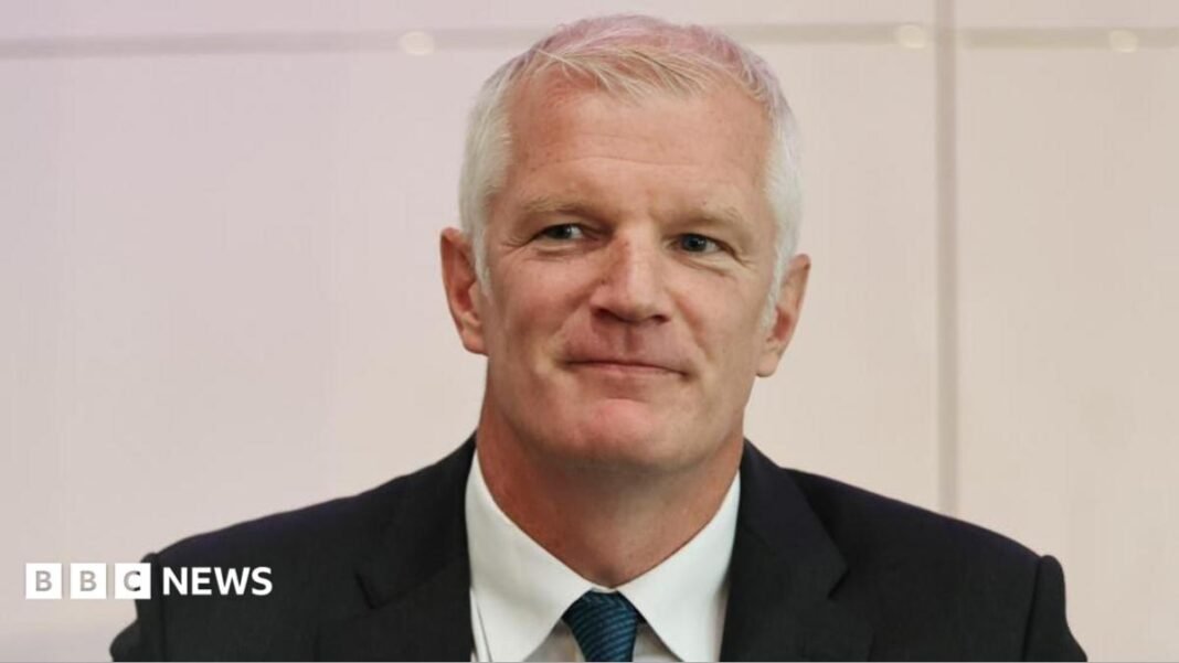 Former defence minister Al Carns turns down ministerial offer Al Carns