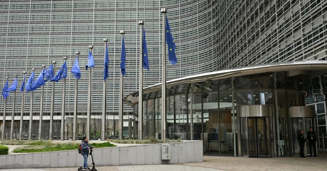 Governments criticize EU’s cash-for-reforms model in new budget