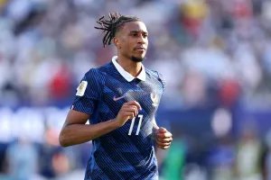25 Hottest Soccer Stars at the 2026 World Cup: Rodrigo De Paul, Jude Bellingham, Christian Pulisic and More 23 EAST RUTHERFORD, NEW JERSEY - JUNE 30: Michael Olise #11 of France during the FIFA World Cup 2026 Round Of 32 match between France and Sweden at New York New Jersey Stadium on June 30, 2026 in East Rutherford, New Jersey. (Photo by Dan Mullan/Getty Images)