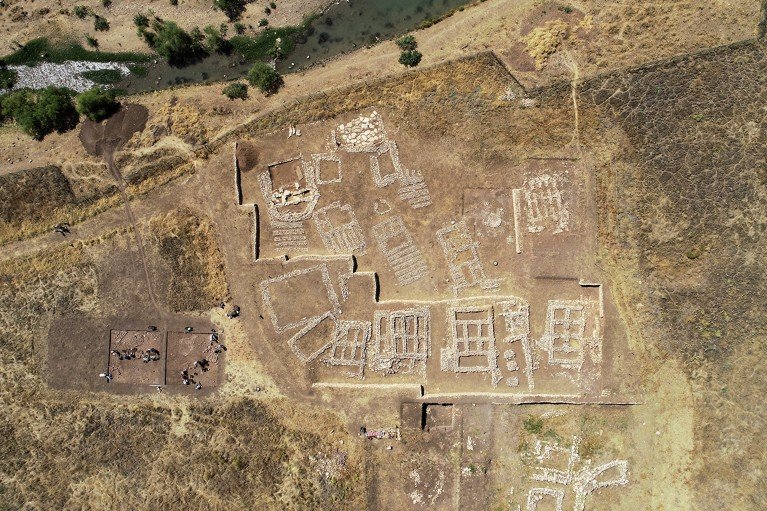Humanity spoke thousands of languages at the dawn of farming — now many of them are lost 1 Birds-eye view showing excavation works taking place at the Neolithic farming settlement of Çayönü in Turkey.