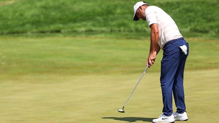 Scheffler bounces back from Open putting woes with strong start in Minnesota 1 Scottie Scheffler of the United States putts on the ninth green during the first round of the 2026 3M Open at TPC Twin Cities on July 23, 2026 in Blaine, Minnesota. Steven Garcia/CSM (Credit Image: .. Steven Garcia/Cal Sport Media) (Cal Sport Media via AP Images)