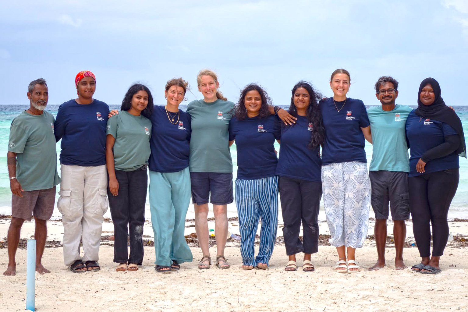 The Maldives Resilient Reefs team. Image courtesy of Shaha Hashim.