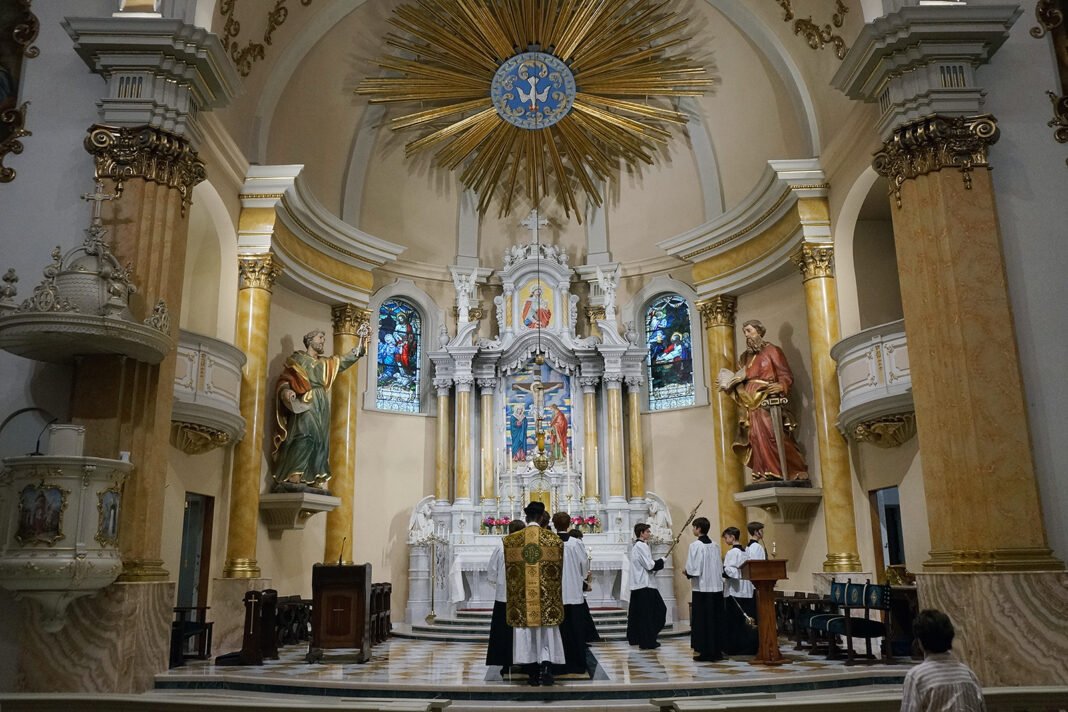 The liturgy wars are back. Spoiler: They never left.